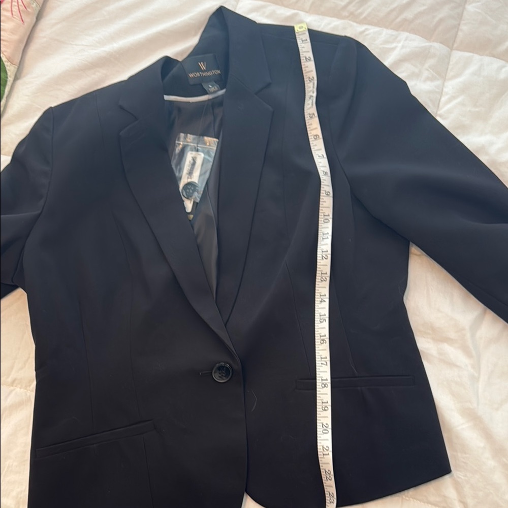 Women's Black Blazer - Picture 7 of 8